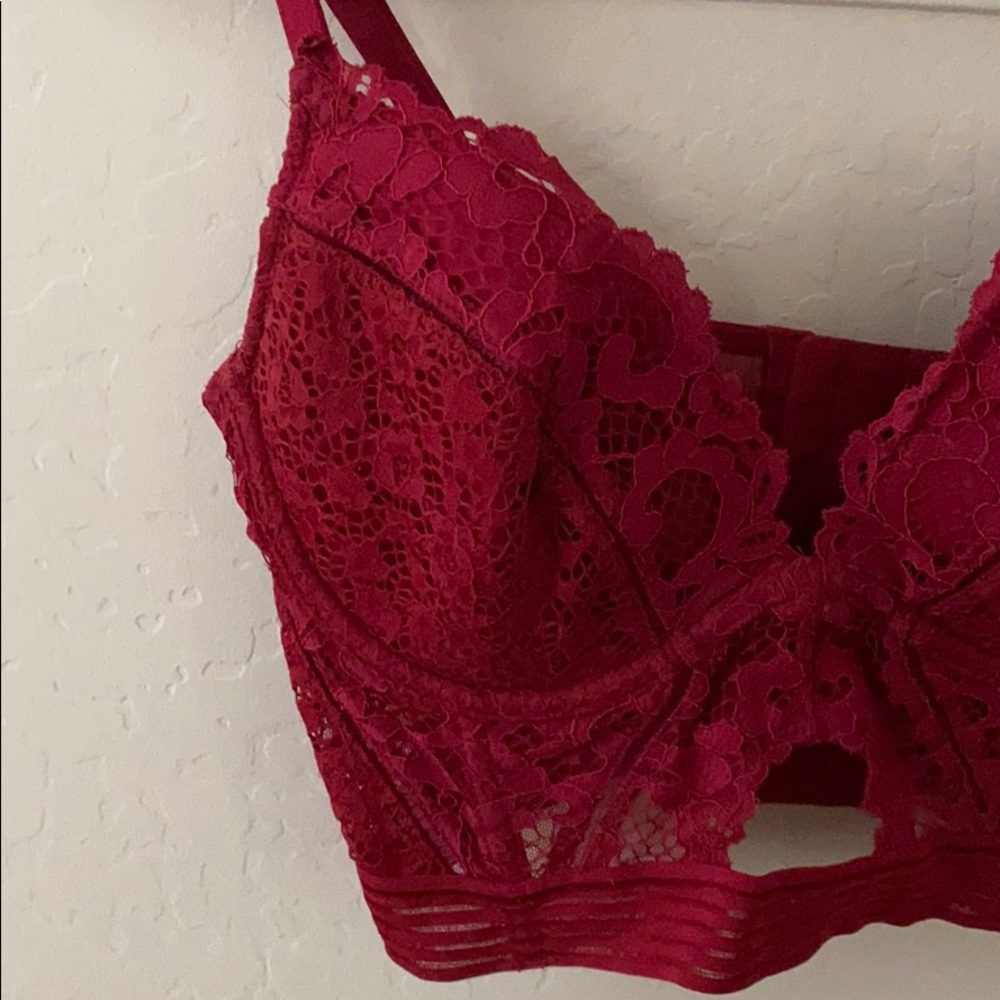 Victoria’s Secret bustier 32C